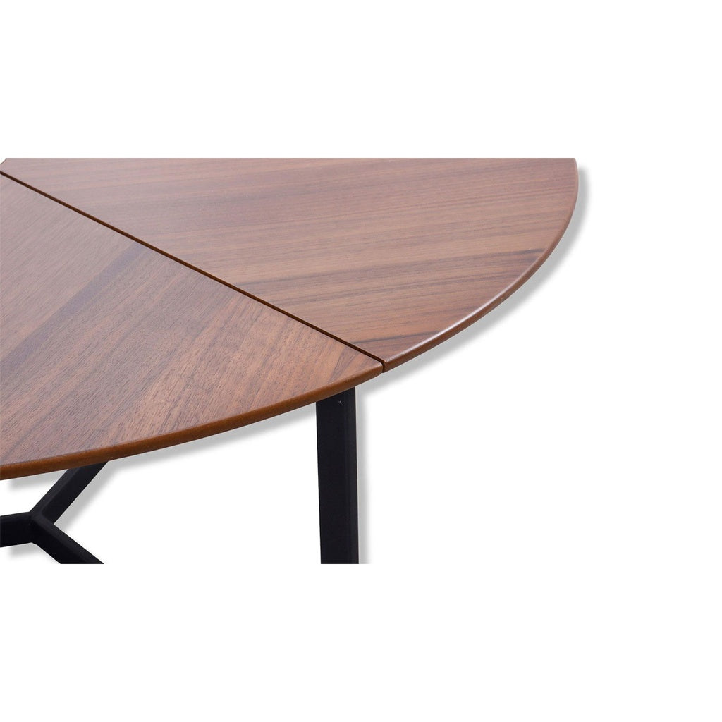 Couchtisch Focus aus Nussbaumfurnier Ø 95cm - Sitzdesign