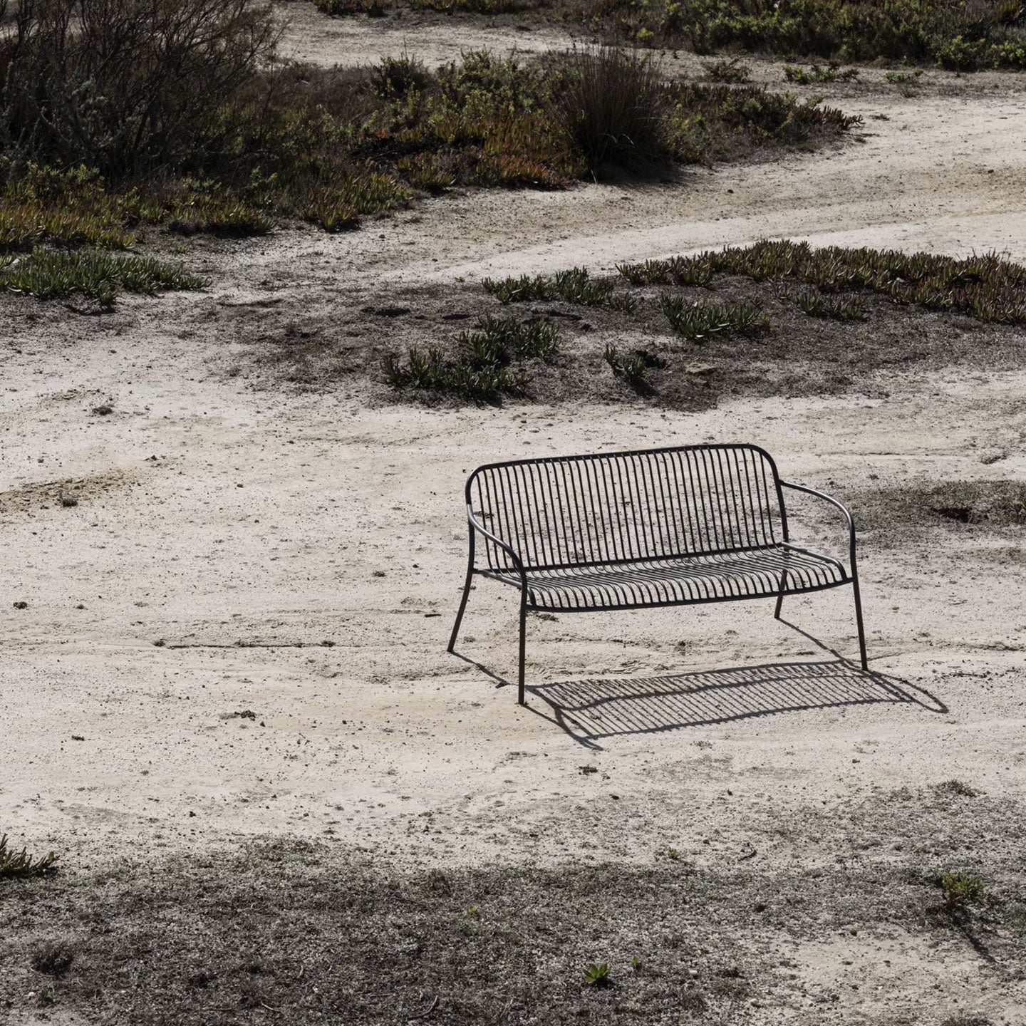 Outdoor Loungesofa YUA WIRE in Stahl - Loungesofa