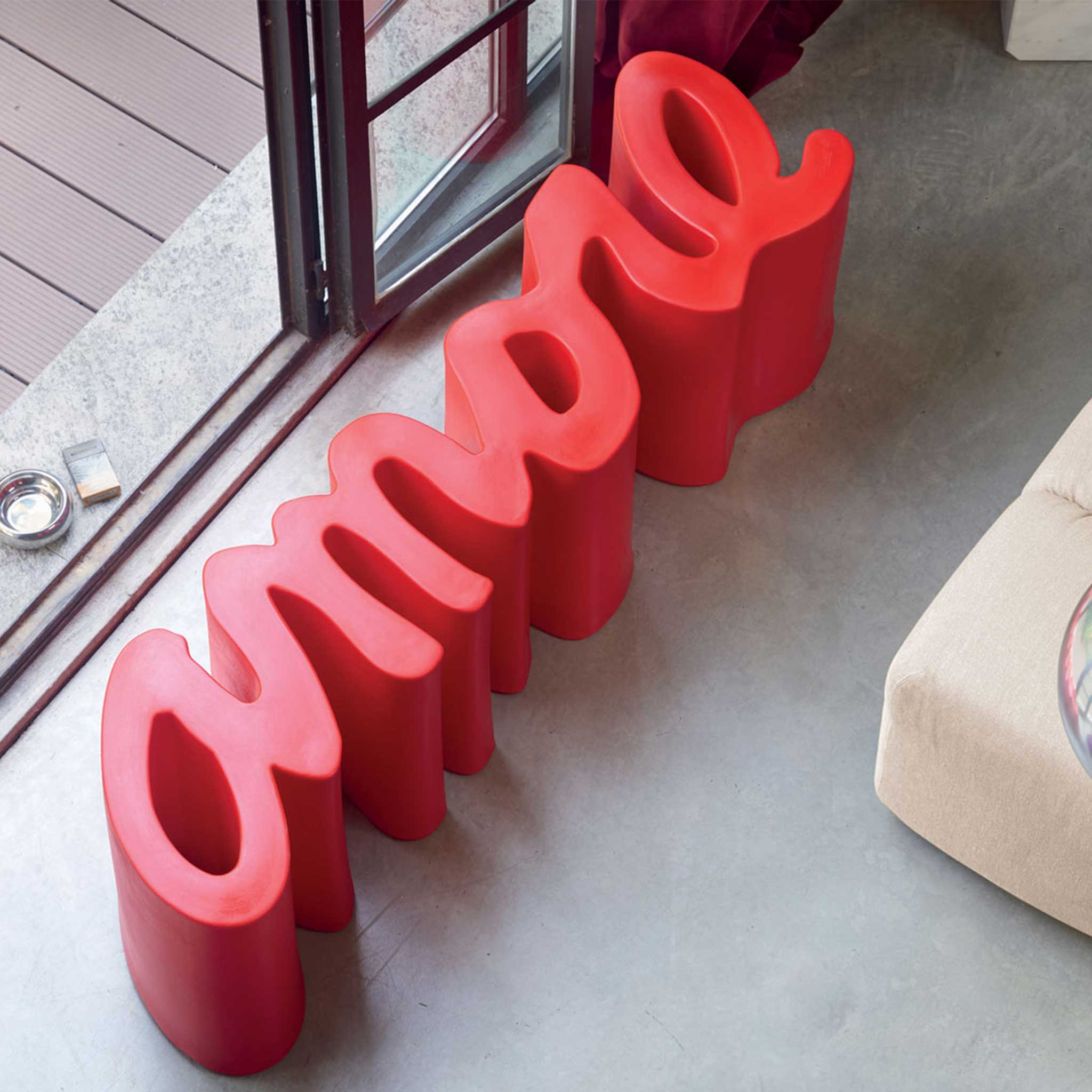 Slide Design Sitzbank AMORE – Wenn Design Liebe spricht - Sitzbank