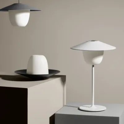 ANI LAMP Mobile LED-Tischleuchte Magnet