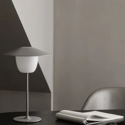 ANI LAMP Mobile LED-Tischleuchte Satellite