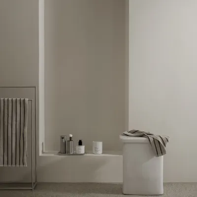 TOKI Keramikhocker (T-Shape) Lily White - T-Shape