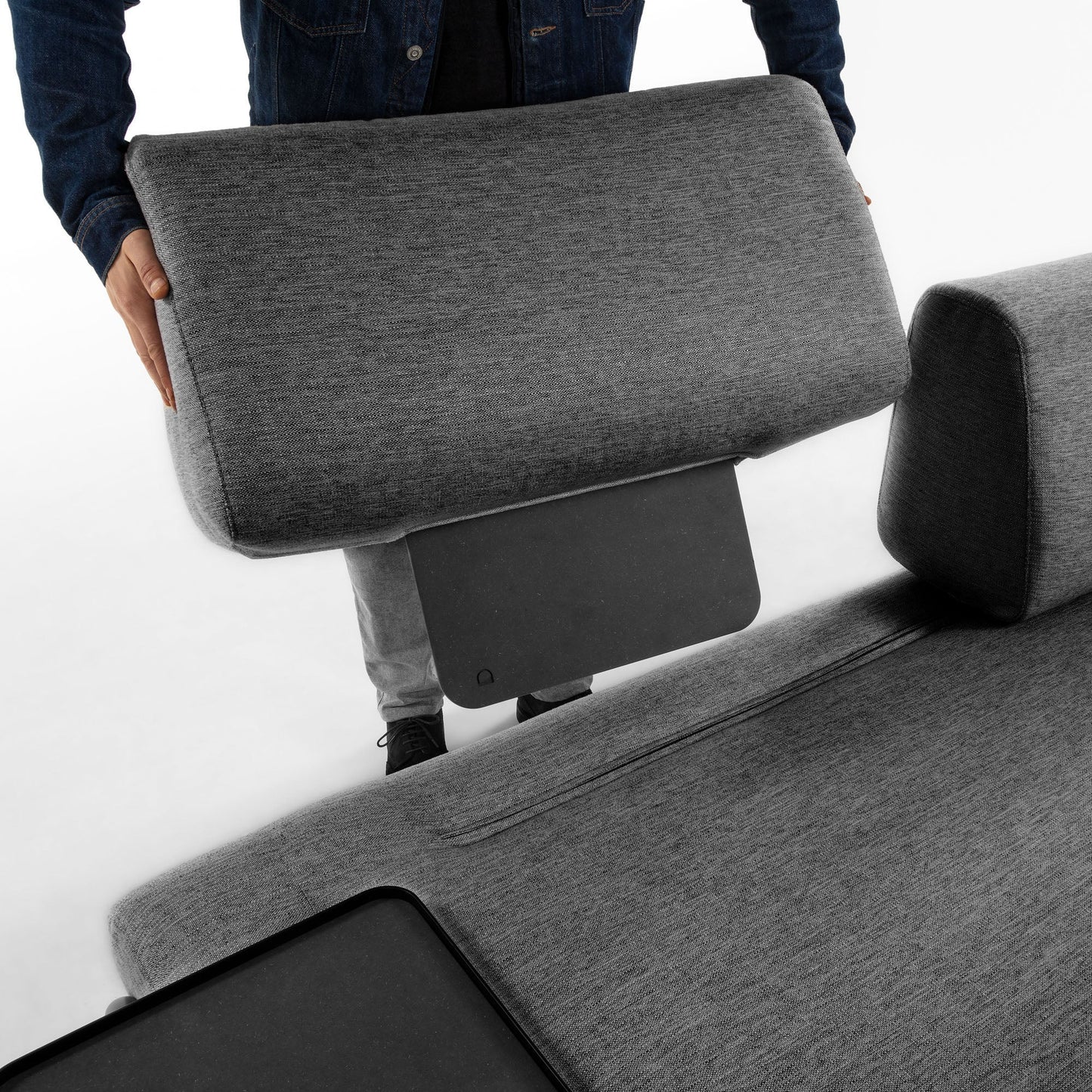 Sofa COMPO in Stoff dunkelgrau mit Tablett - Sitzdesign