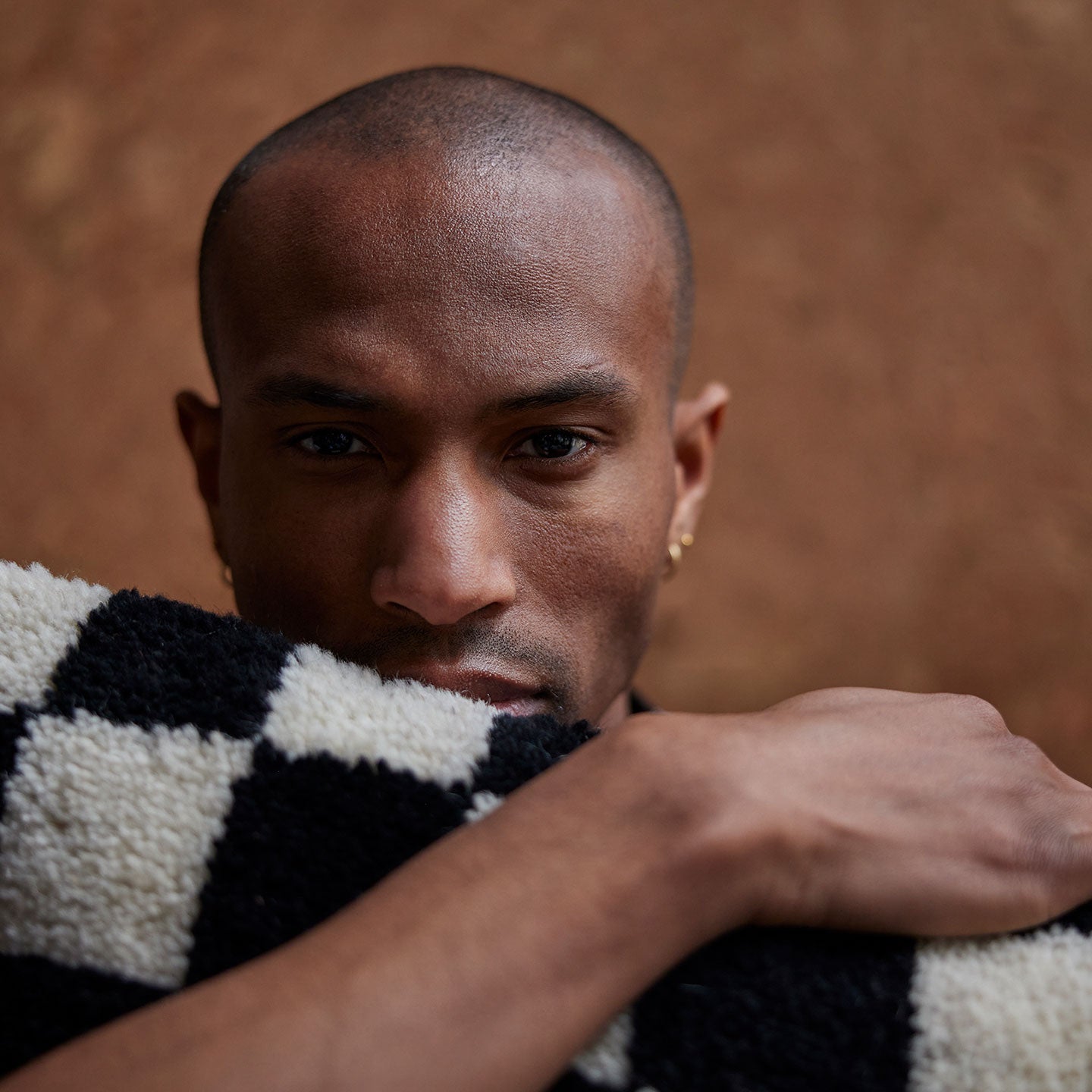 2x Kissen 50x50cm aus Wolle in schwarz/natur - Sitzkissen