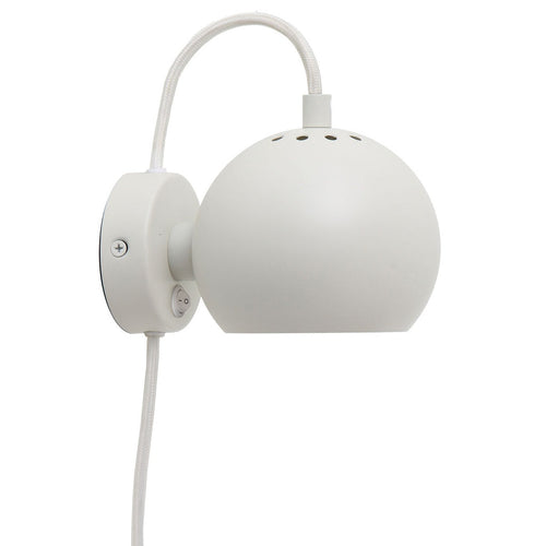Bild 1 in Galerieansicht laden. Wandlampe BALL Ø 12cm - weiß matt