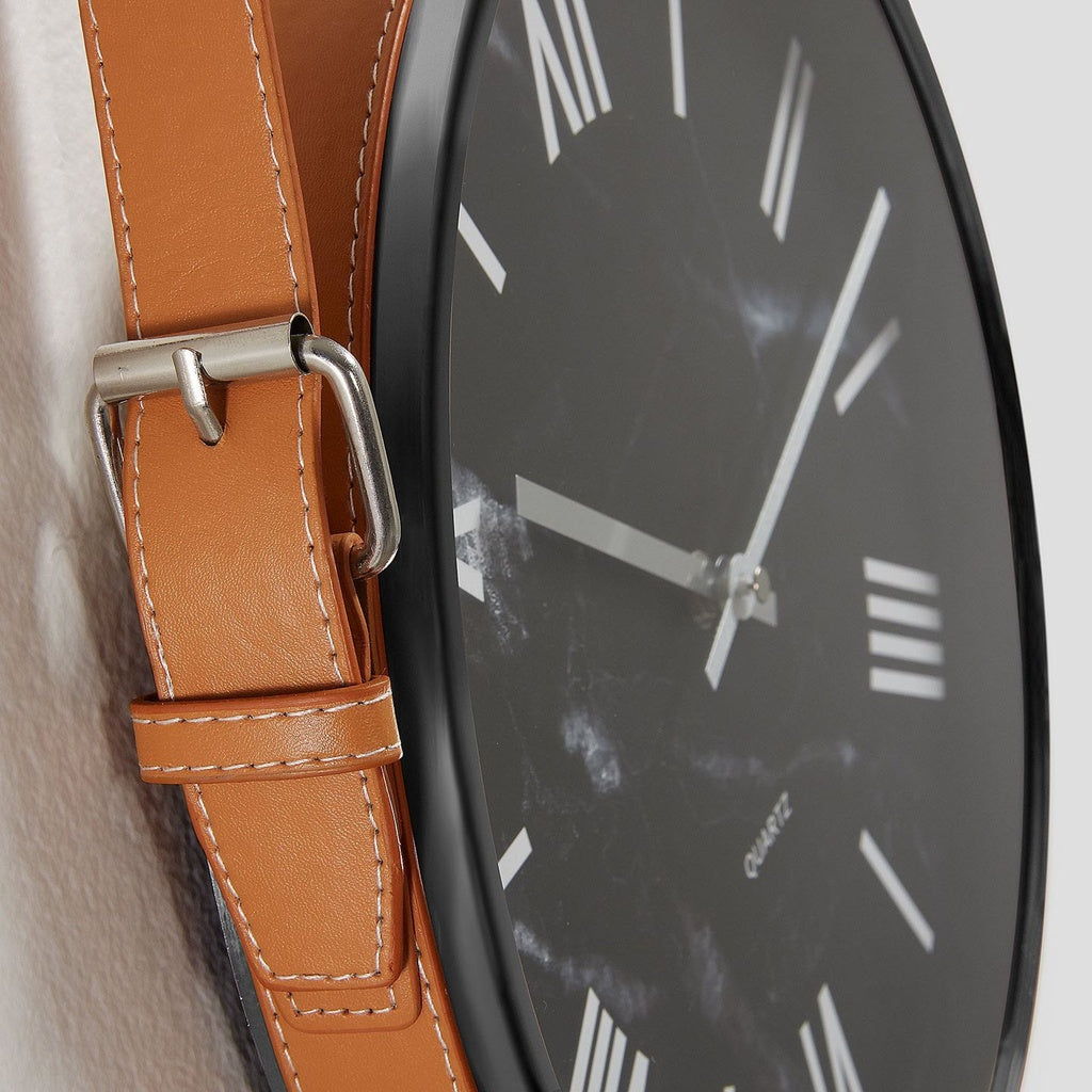 Wanduhr MELLIE Wanduhr schwarzer Kunststoff - Wanddeko