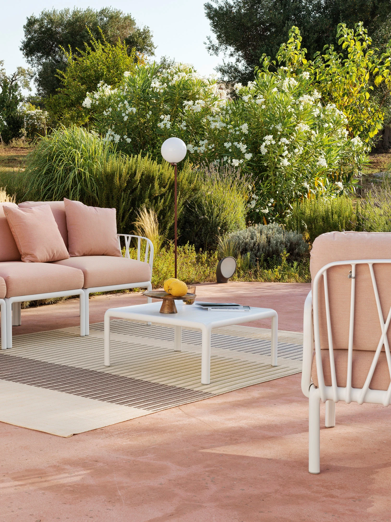 Komodo Poltrona Sofa