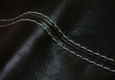 Z83 – Gewachstes Anilin-Saddle-Leder 95