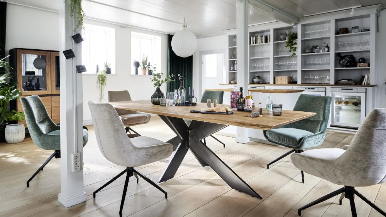 Bodahl Massivholztisch Extreme – Rustikal Eiche, konfigurierbar