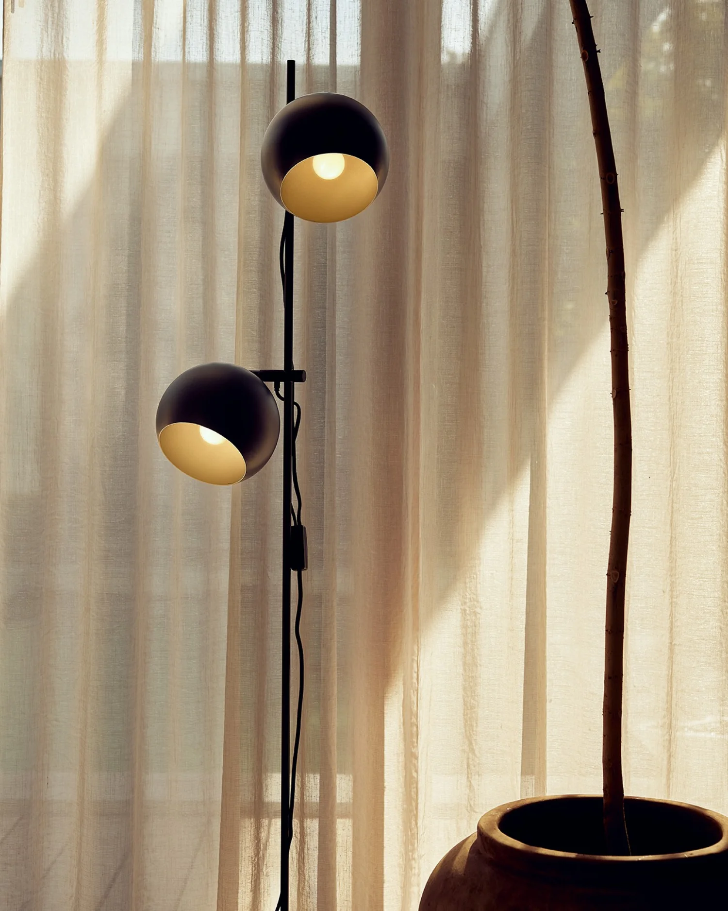 Frandsen Ball Double Stehleuchte – Art. 137095