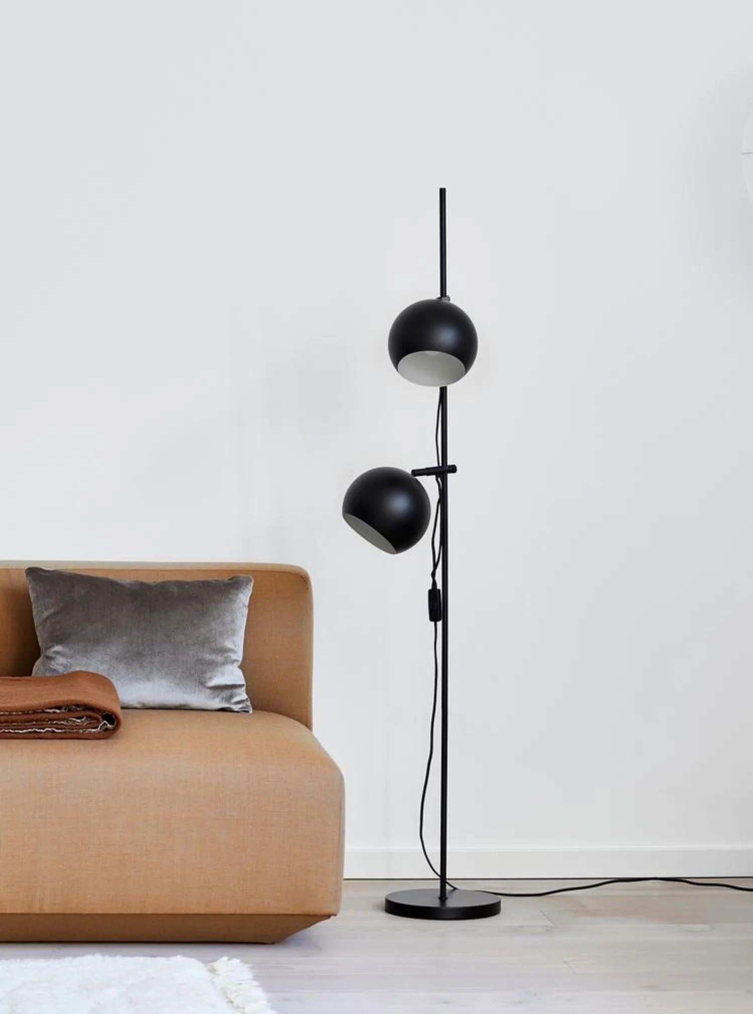 Frandsen Ball Double Stehleuchte – Art. 137095