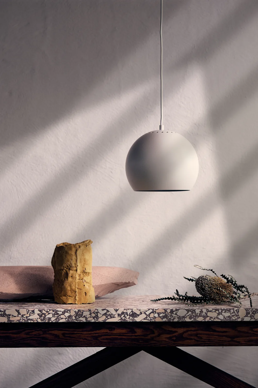 Frandsen Ball Pendelleuchte Ø25