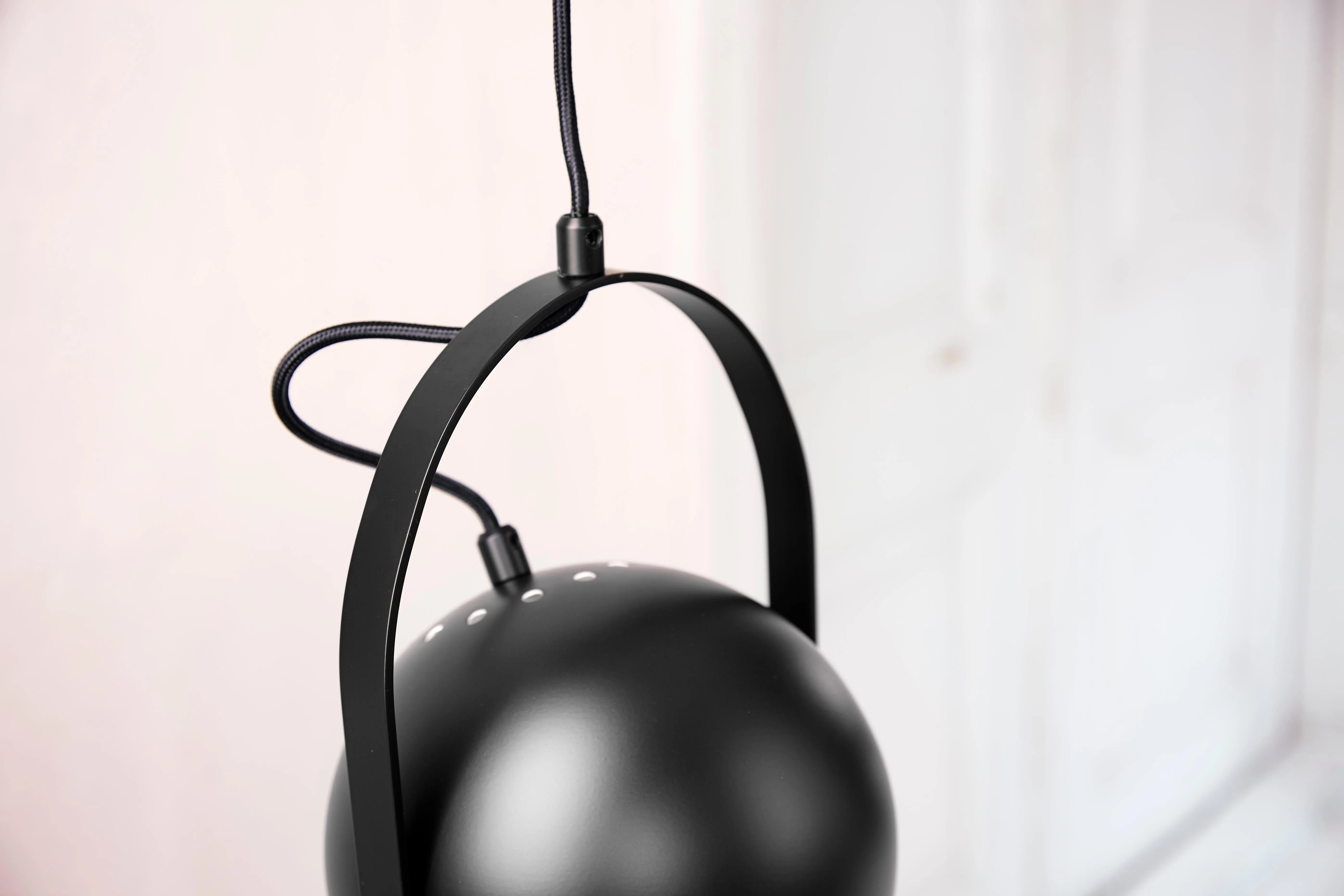 100319 Frandsen-Ball Handle Pendant-o186-Matt Black 3