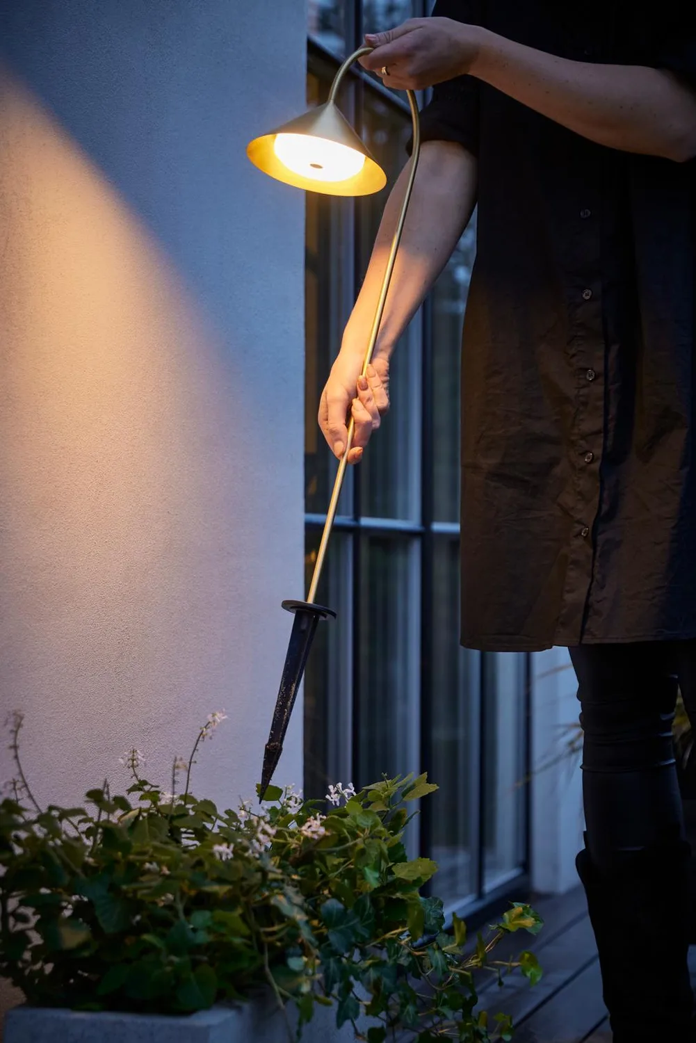 Frandsen Grasp Garden Spear – Solid Brass