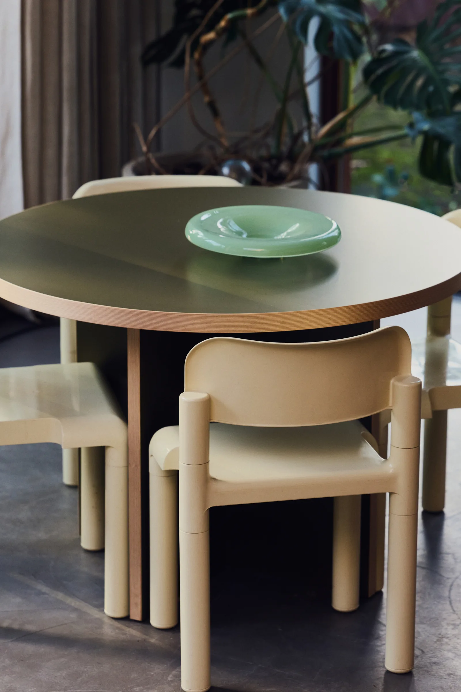 HKliving Esstisch rund 110 cm – Wohnambiente