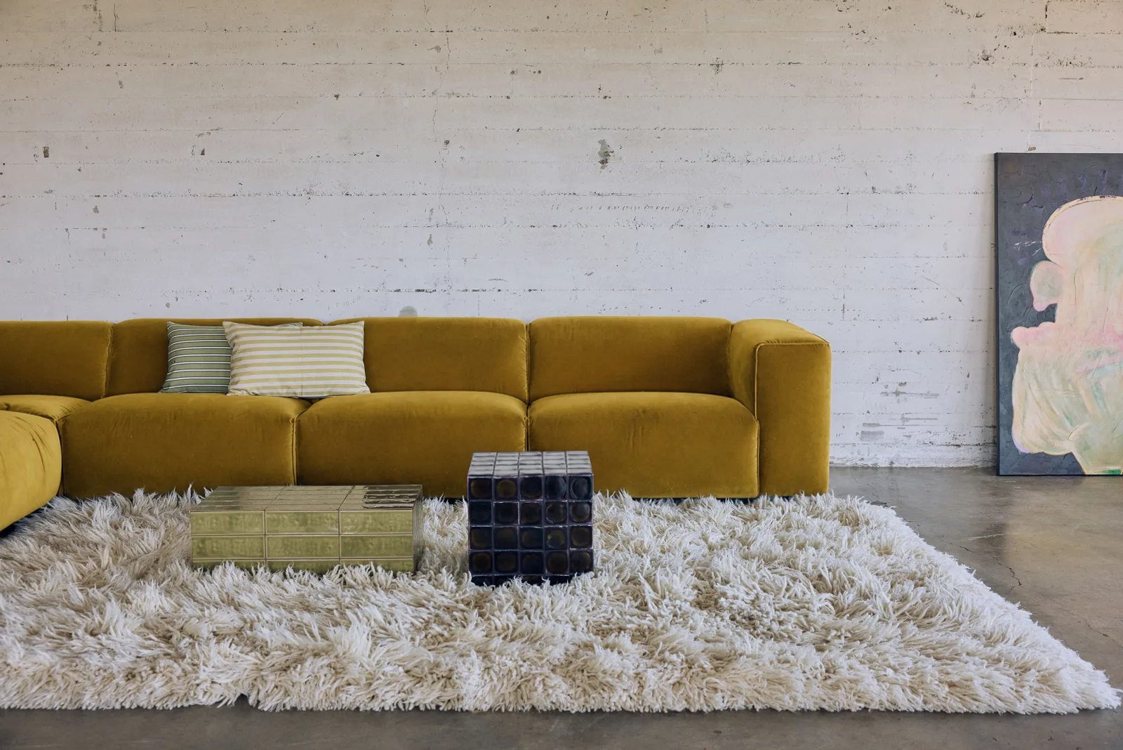 HKliving FLAKE Couch – Hocker – Wohnambiente