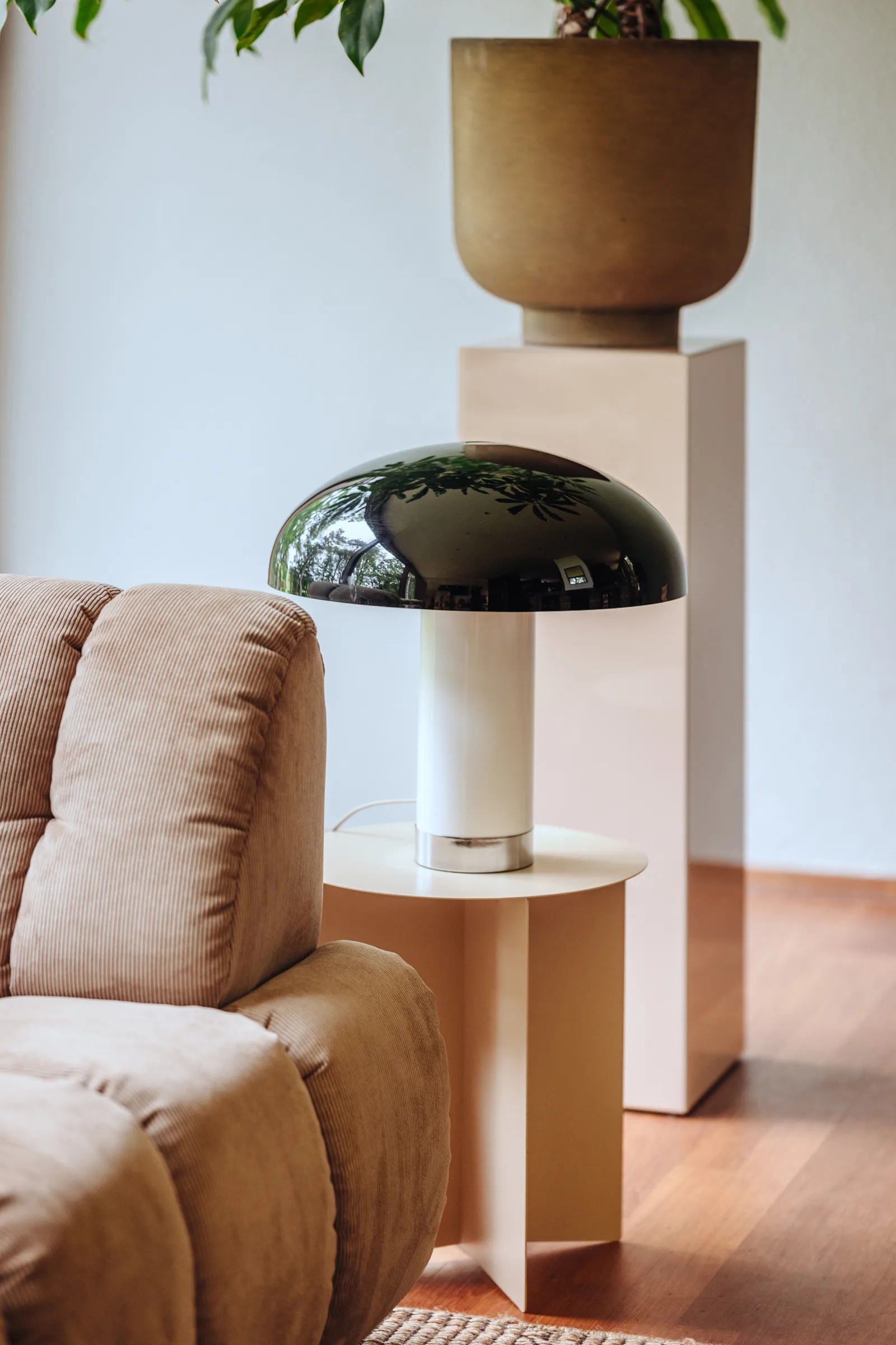 hkliving Lounge Tischleuchte VOL5115 in mocca – Wohnambiente