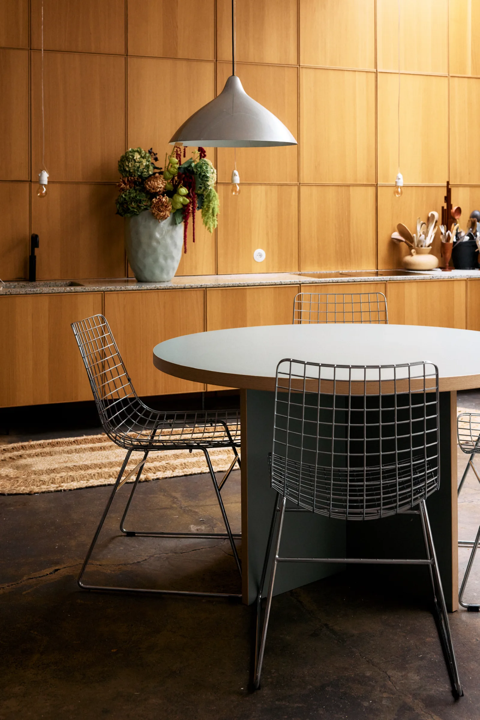 HKliving Esstisch rund 130 cm – Wohnambiente
