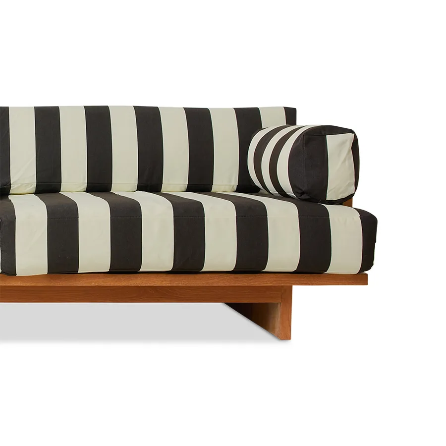 HKliving Outdoor Sofa Teak – Stracciatella – Wohnansicht