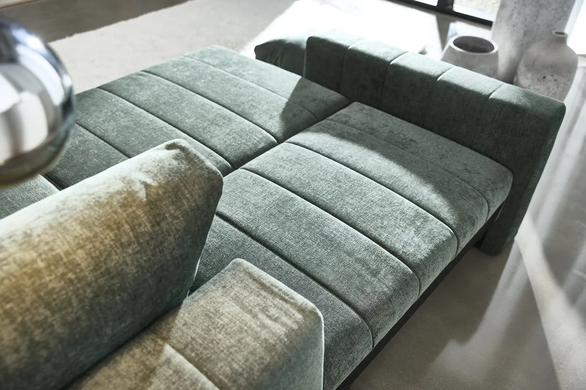 akello-schlafsofa-mit-chaiselongue-und-armlehnen