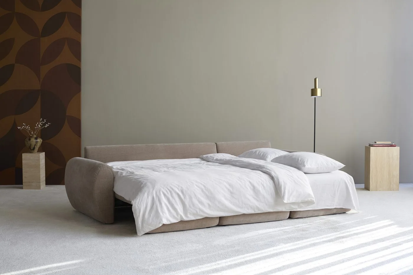norum-schlafsofa-chaiselongue-curve-armlehnen