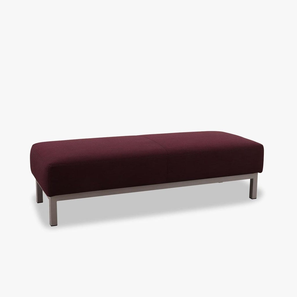 Hocker in Stoff brombeere