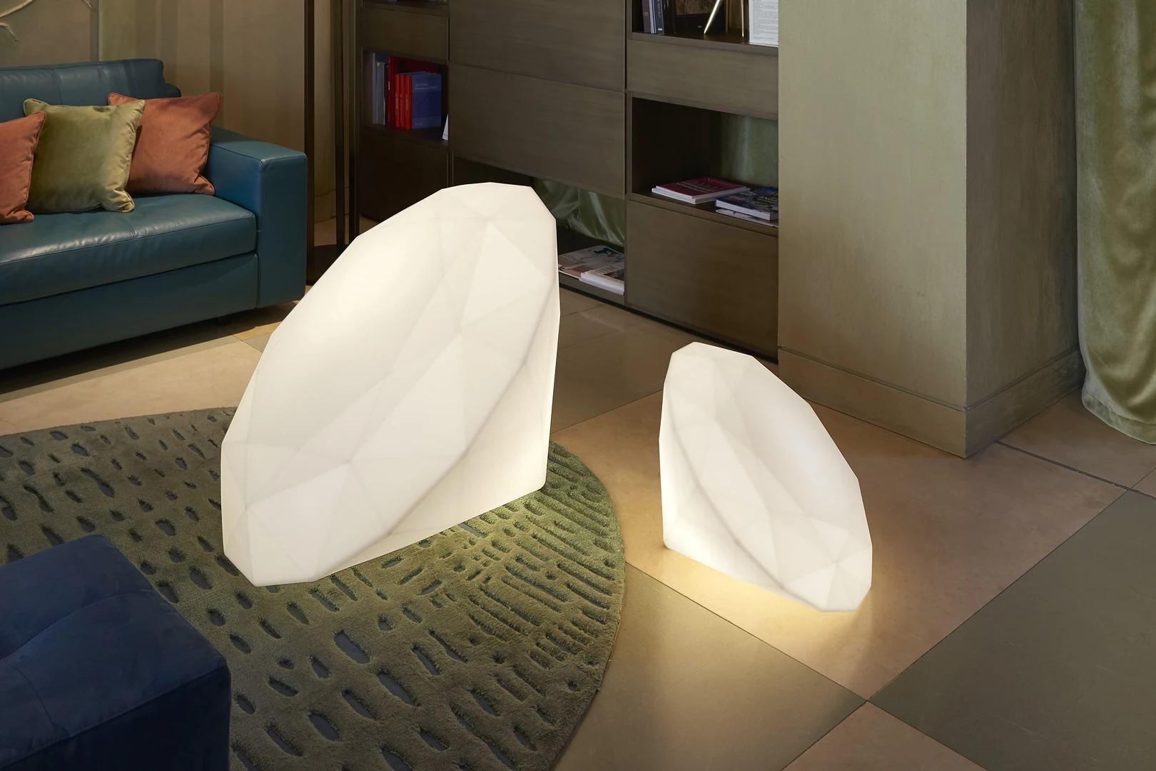 Slide Bijoux – Bodenlampe