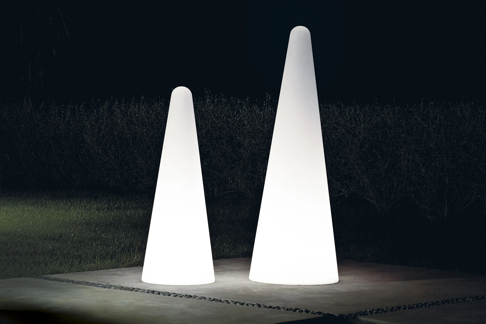 Slide Cono – Bodenlampe