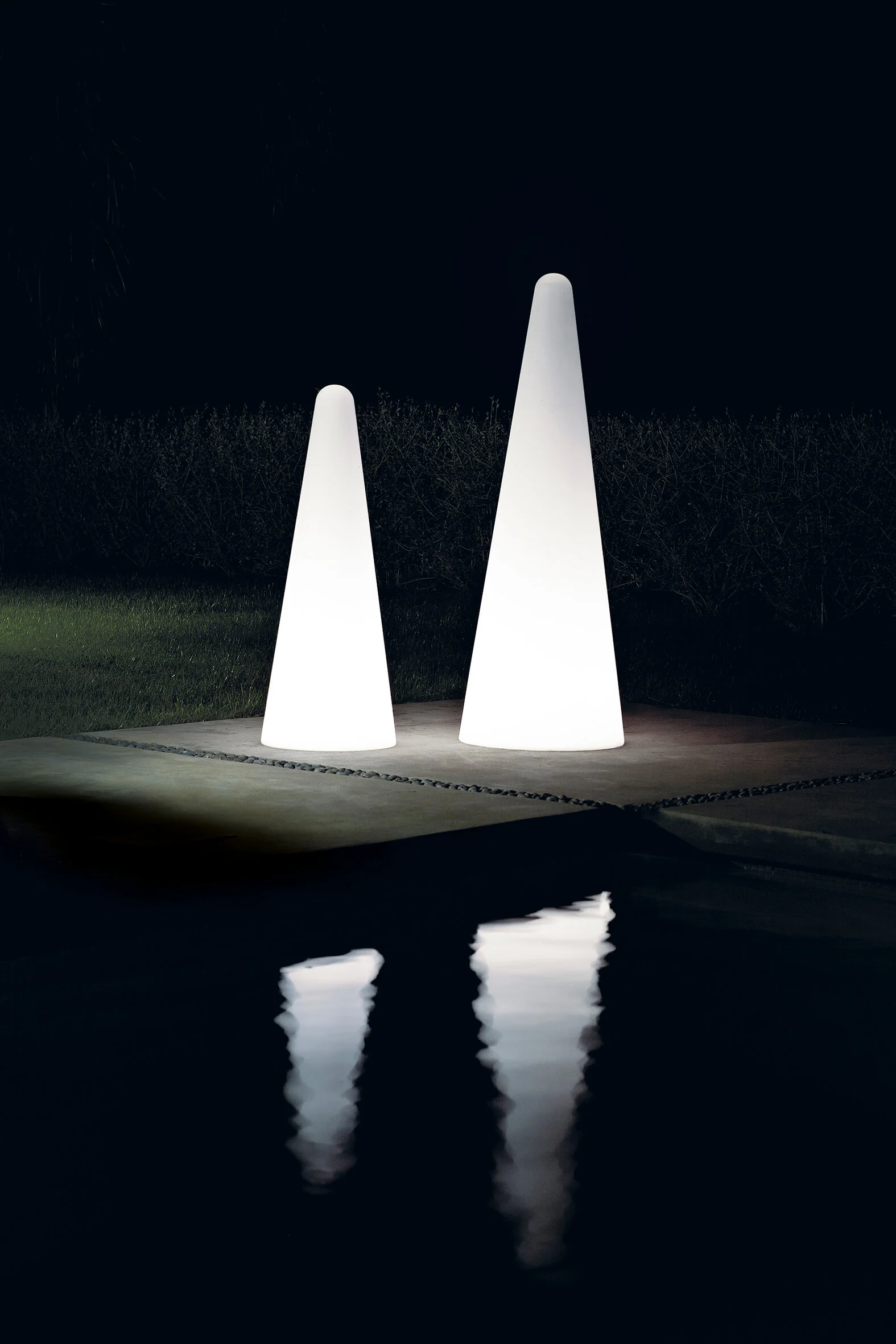 Slide Cono – Bodenlampe