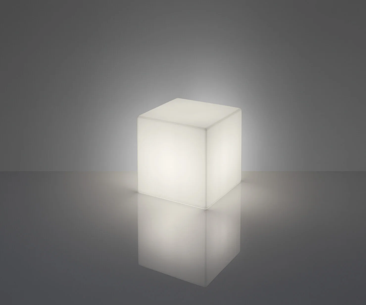 Slide Cubo – Bodenlampe