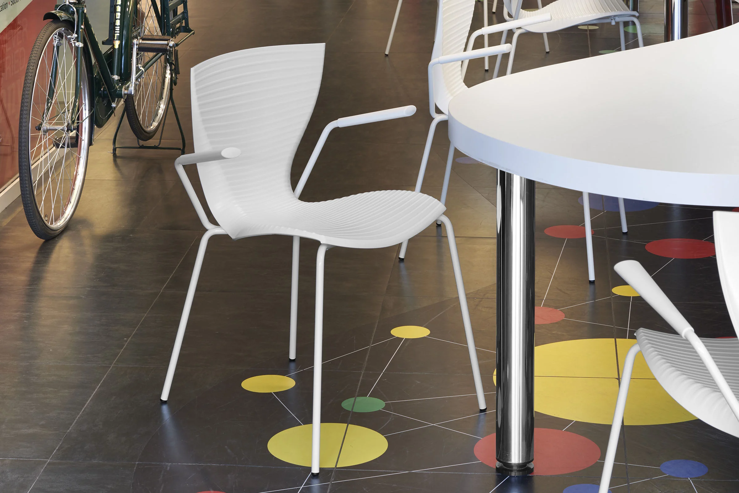 Slide Gloria Meeting – Stuhl