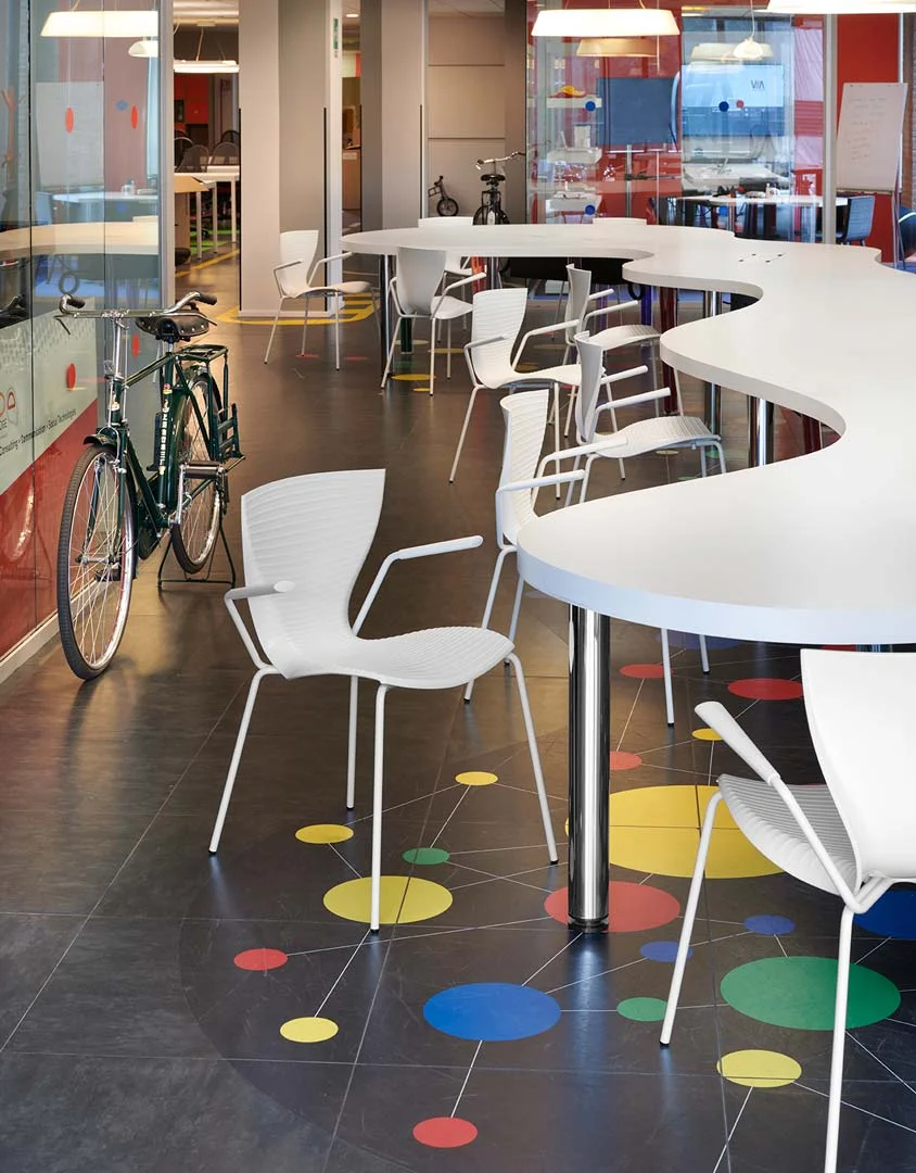 Slide Gloria Meeting – Stuhl
