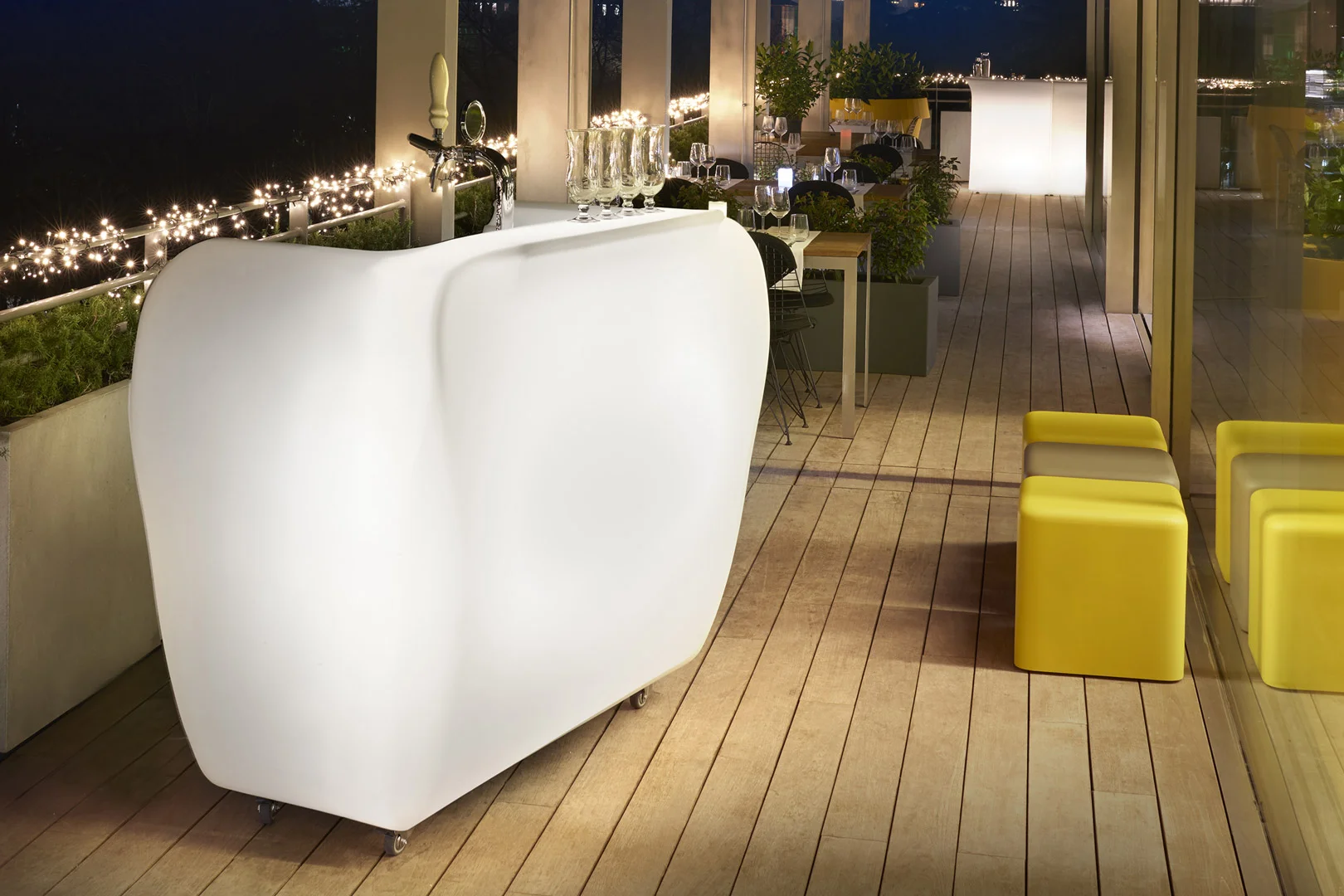 SLIDE  ROLLER BAR - BEER DISPENSER – Milieubild 3