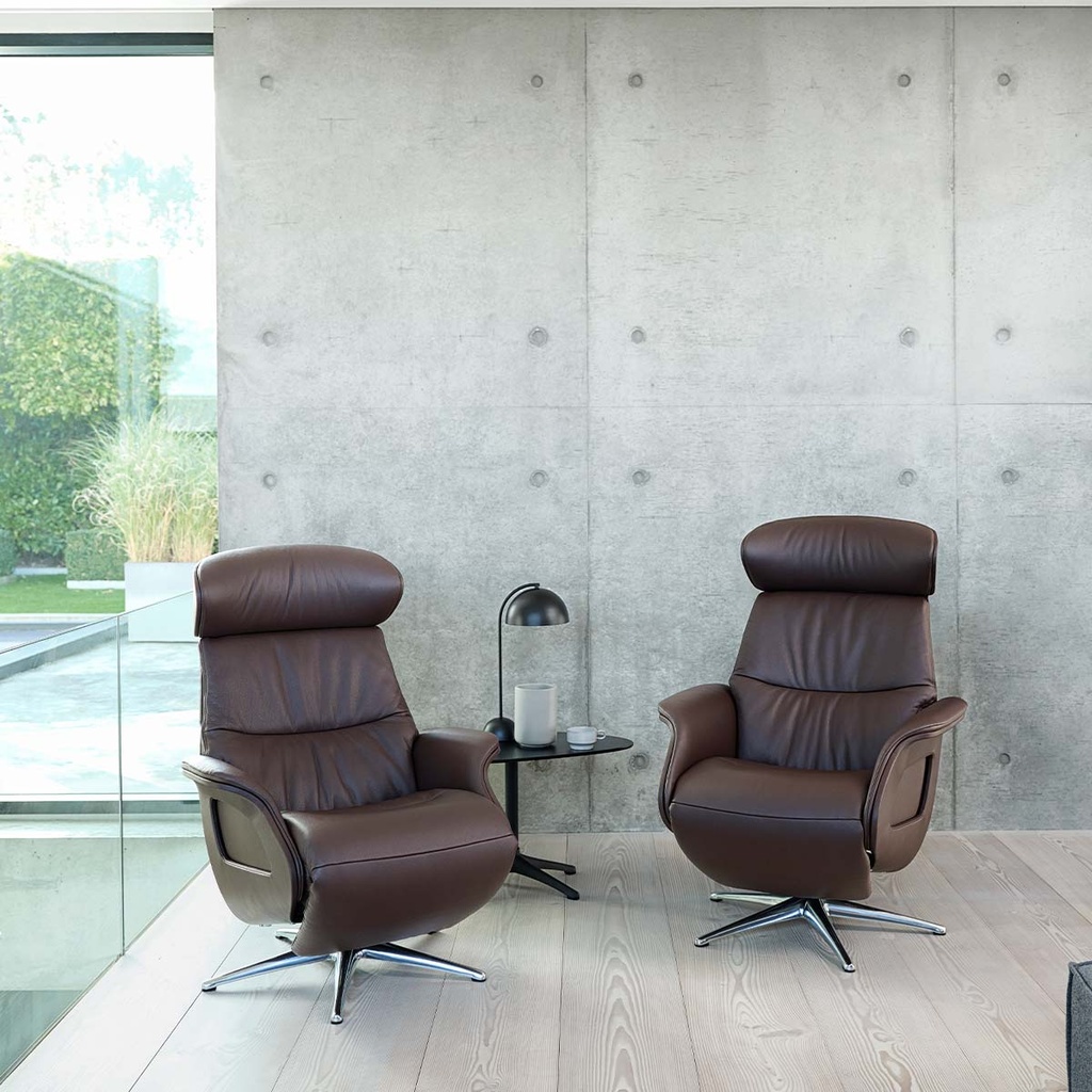 Flexlux recliner CLEMENT with integrated footrest in Dakota leather